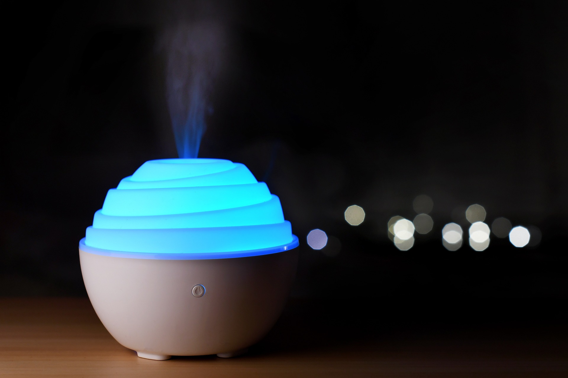 Scented Candles Vs. Essential Oil Diffusers: Which Is Better?